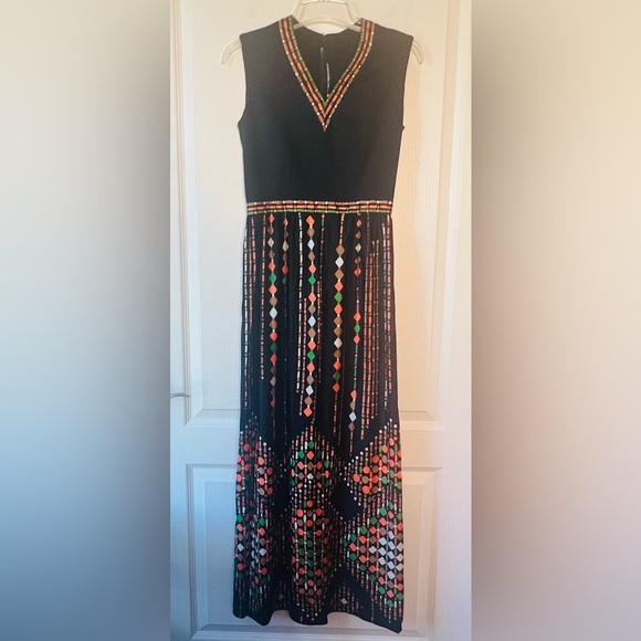 Leslie Fay Dresses & Skirts - Vintage 70s Leslie Fay Maxi Dress Black Orange Green Circle Dot Geometric small